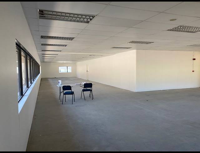 1,900M² OFFICE TO LET IN CAPE TOWN CITY CENTRE